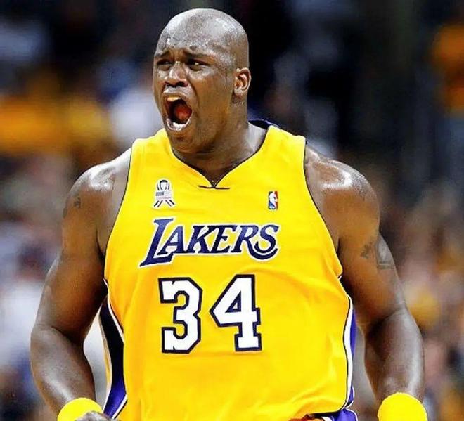 身体对抗中 身体对抗中