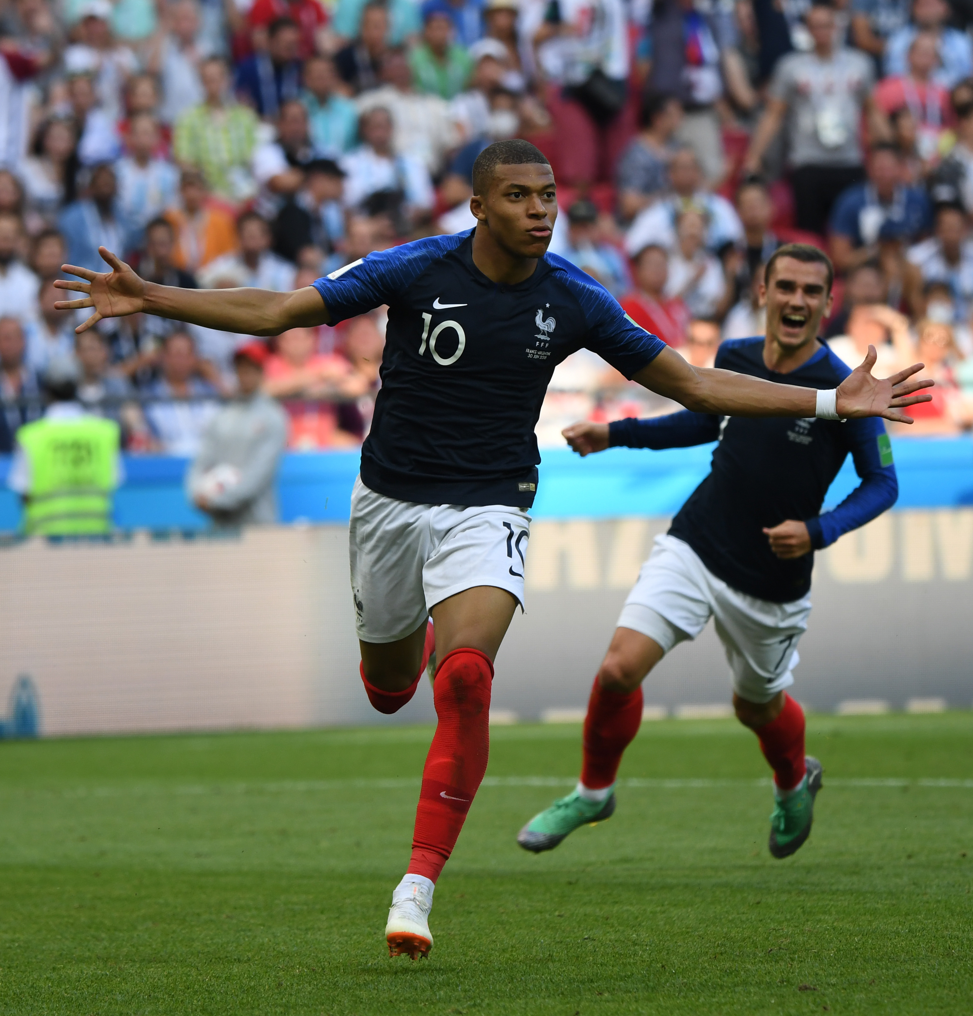 建议围绕三 建议围绕三